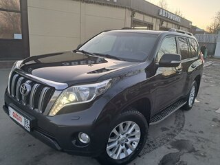 2015 Toyota Land Cruiser Prado 150 Series Рестайлинг 1, чёрный, 3300000 рублей, вид 1