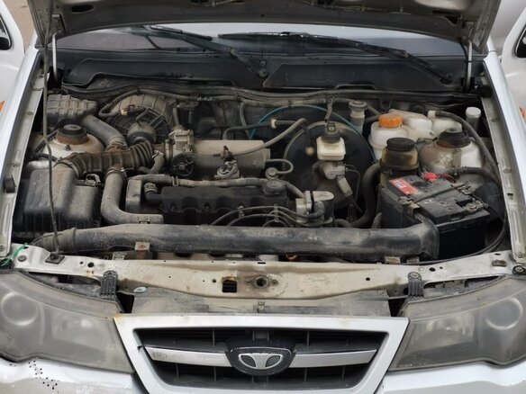 Купить б/у Daewoo Nexia I Рестайлинг 1.5 MT (80 л.с.) бензин механика в ...