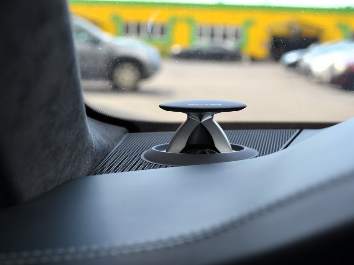 AUDI RS6 - фото 17