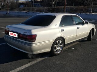 2000 Toyota Crown XI (S170), белый, 860000 рублей, вид 1