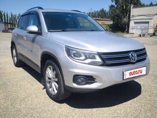2013 Volkswagen Tiguan I Рестайлинг, серебристый, 1550000 рублей, вид 1