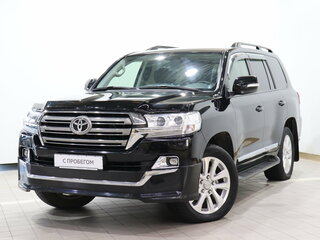 2020 Toyota Land Cruiser 200 Series Рестайлинг 2, чёрный, 8230000 рублей, вид 1