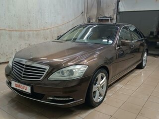 2012 Mercedes-Benz S-Класс 500 Long V (W221) Рестайлинг, коричневый, 3199000 рублей, вид 1