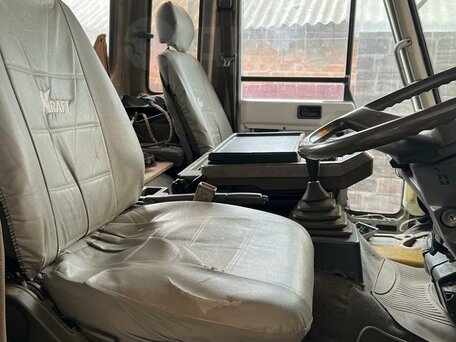 1992 Nissan DIESEL, 3700000 рублей, вид 4