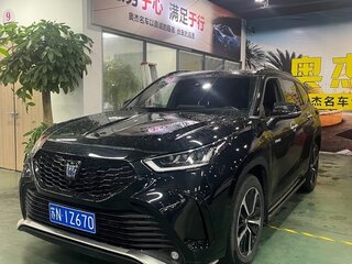 2022 Toyota Crown Kluger, чёрный, 3187000 рублей, вид 1
