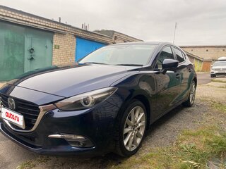 2017 Mazda Axela III Рестайлинг, синий, 1400000 рублей, вид 1
