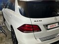 2016 Mercedes-Benz GLE 350 I (W166), белый, 2200000 рублей - вид 2