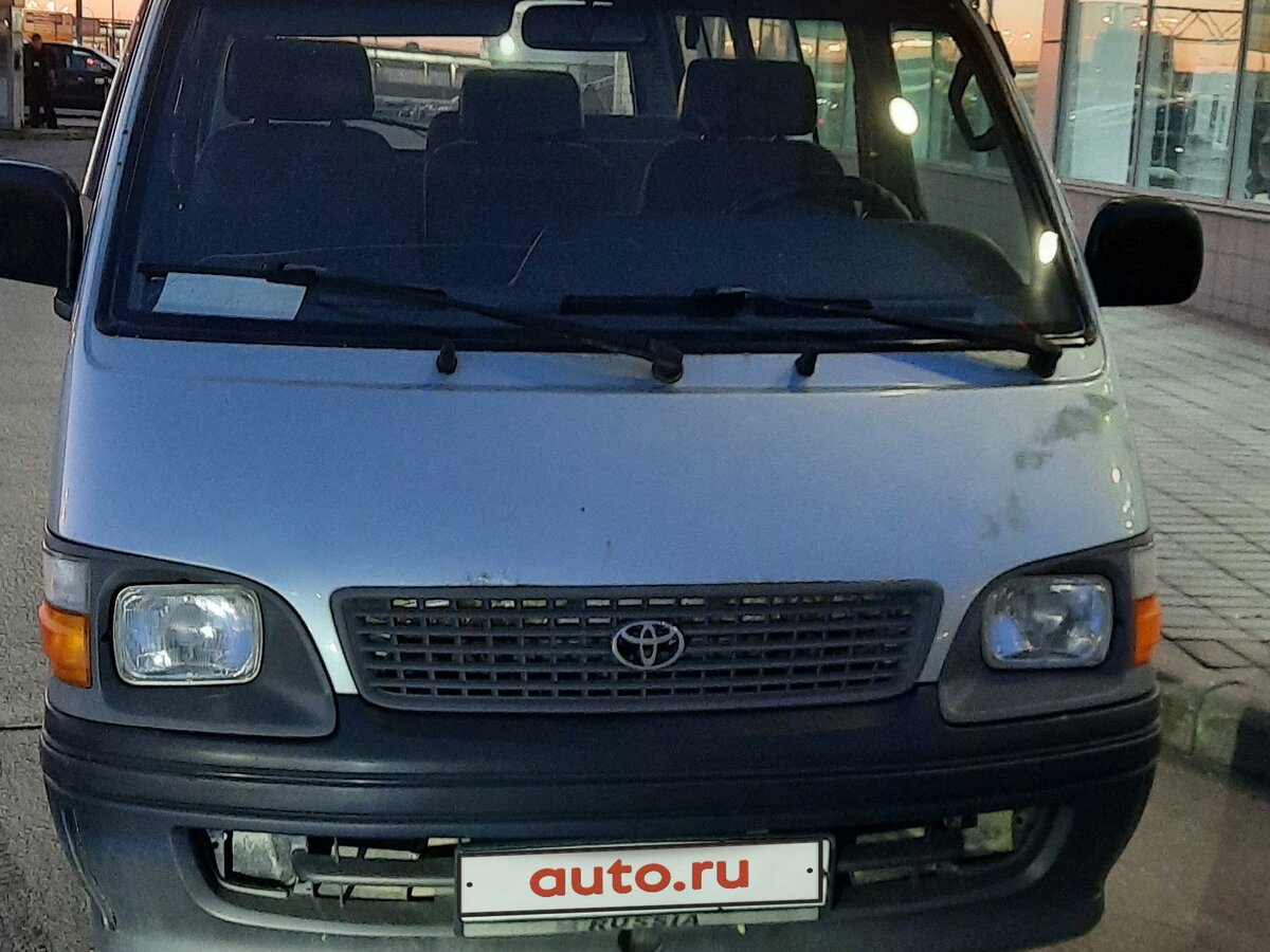 Тойота минивэн 2002