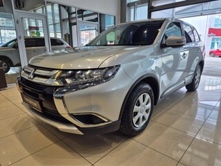 2018 Mitsubishi Outlander III Рестайлинг 2, серебристый, 1520000 рублей, вид 1