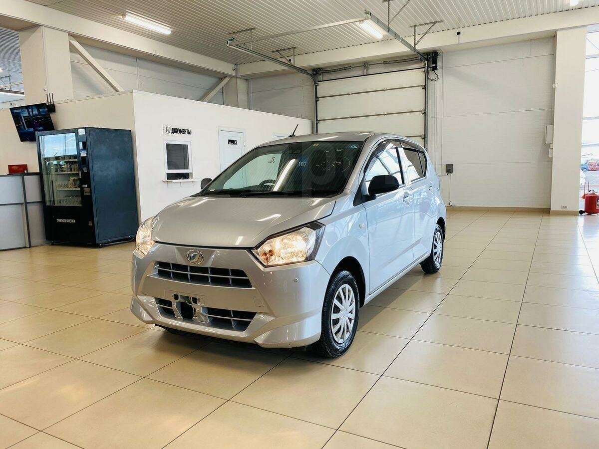 Купить б/у Daihatsu Mira e:S II 0.7 CVT (49 л.с.) бензин вариатор в ...