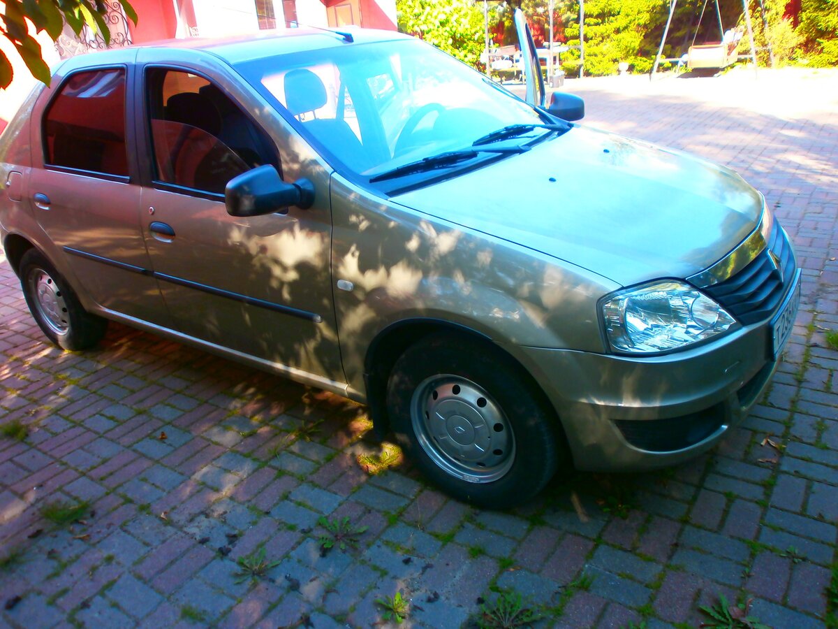 Купить б/у Renault Logan I Рестайлинг 1.6 MT (84 л.с.) бензин механика ...