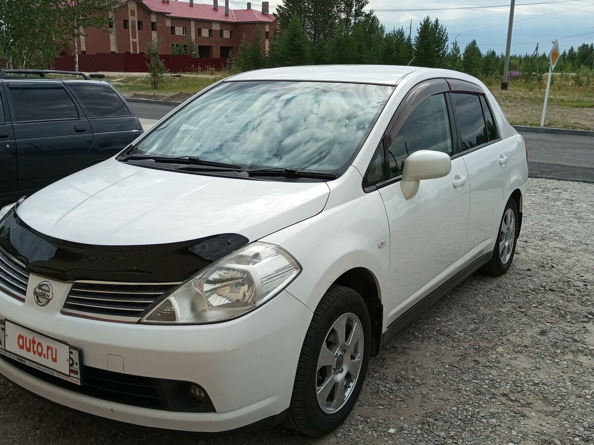 Купить б/у Nissan Tiida I Latio 1.5 AT (109 л.с.) бензин автомат в ...