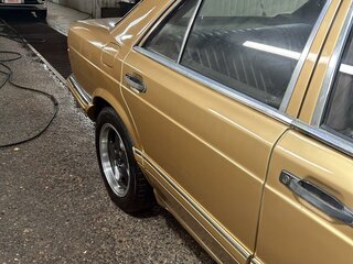 1988 Mercedes-Benz S-Класс 420 II (W126) Рестайлинг, бежевый, 690000 рублей, вид 3