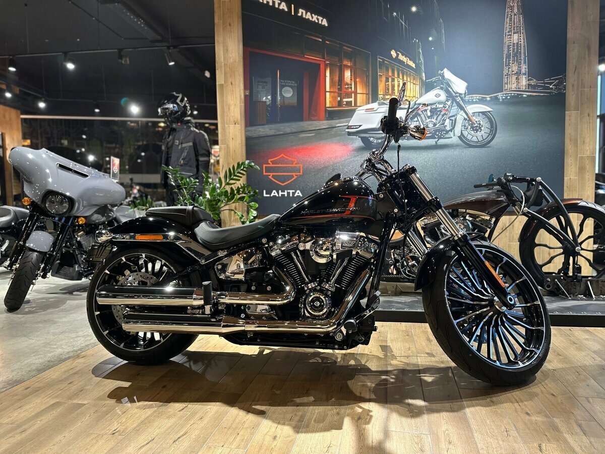 Harley-Davidson Breakout
