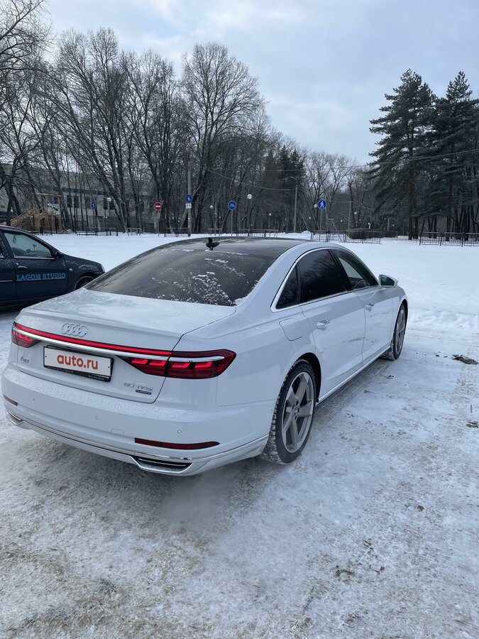 2018 Audi A8 Long 60 TFSI IV (D5), белый, 8000000 рублей - вид 6