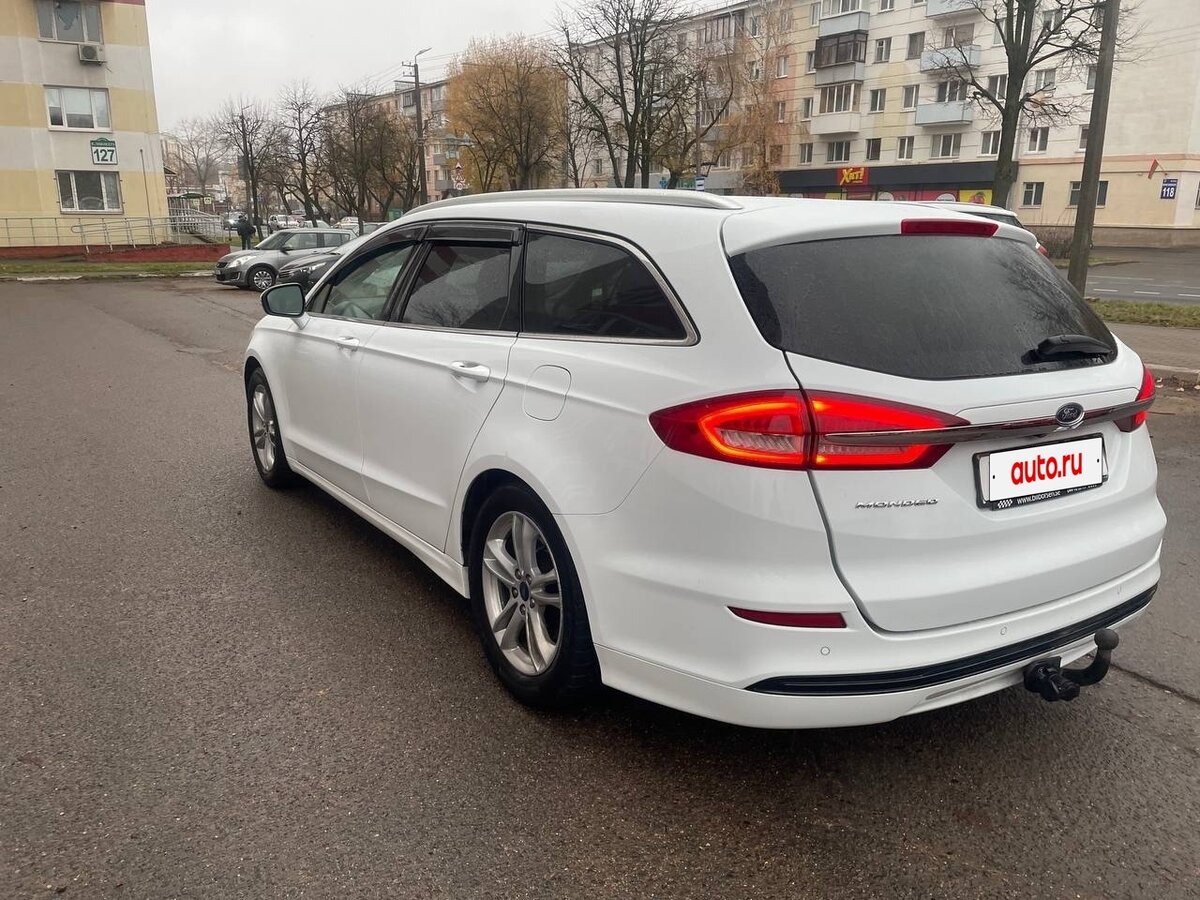 Форд Мондео 2019 фото сзади