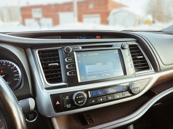 2014 Toyota Highlander III (U50), чёрный, 2700000 рублей - вид 15