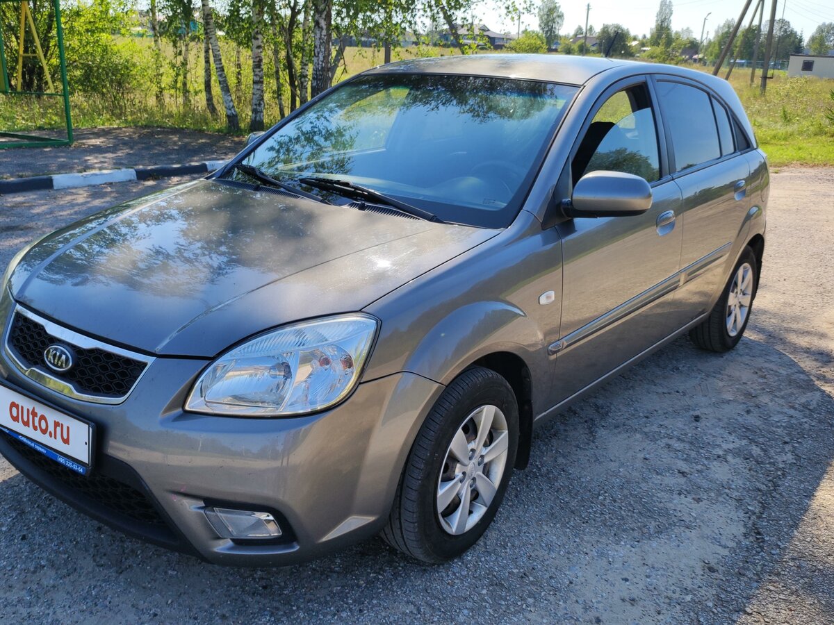 Купить б/у Kia Rio II Рестайлинг 1.4 MT (97 л.с.) бензин механика в ...