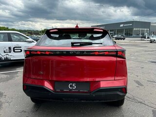 2026 Omoda C5 II, красный, 2579000 рублей, вид 4