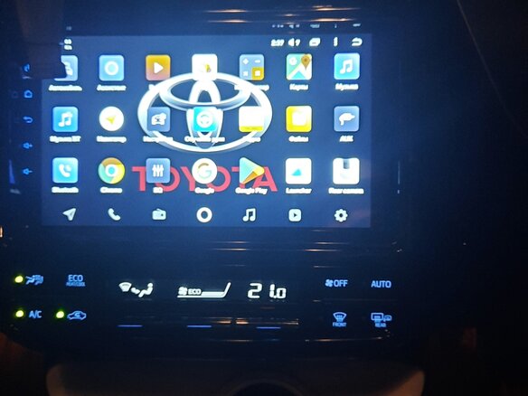 2016 Toyota Prius IV (XW50), серый, 1600000 рублей - вид 12