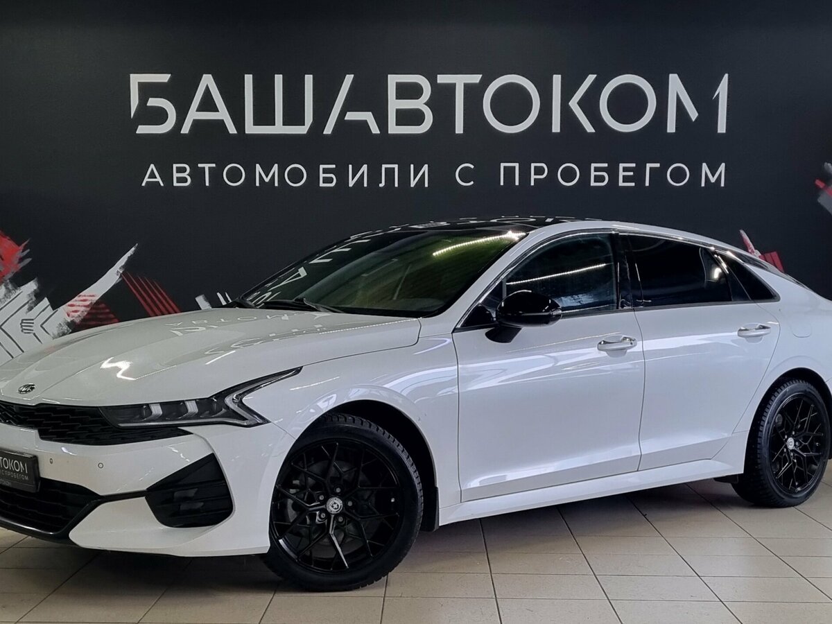 Kia K5 III