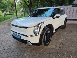 2025 Kia EV9 Long Range, белый, 6100000 рублей, вид 1