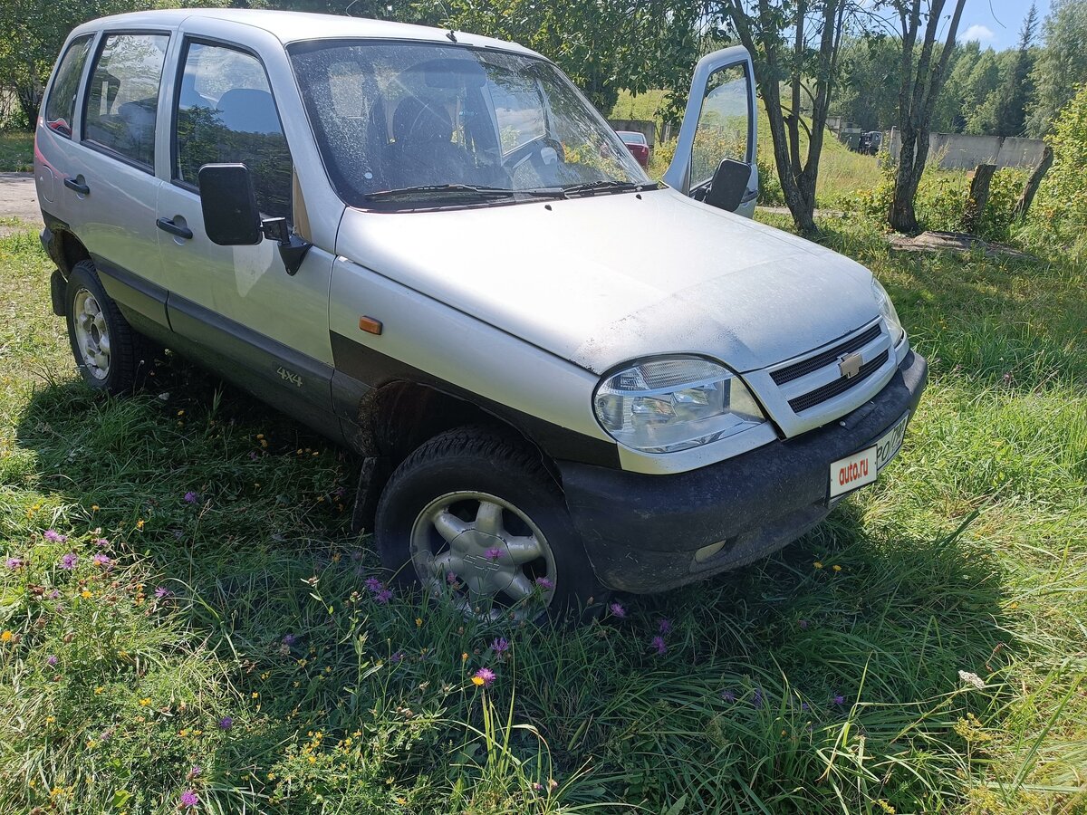 Купить б/у Chevrolet Niva I 1.7 MT (80 л.с.) 4WD бензин механика в ...