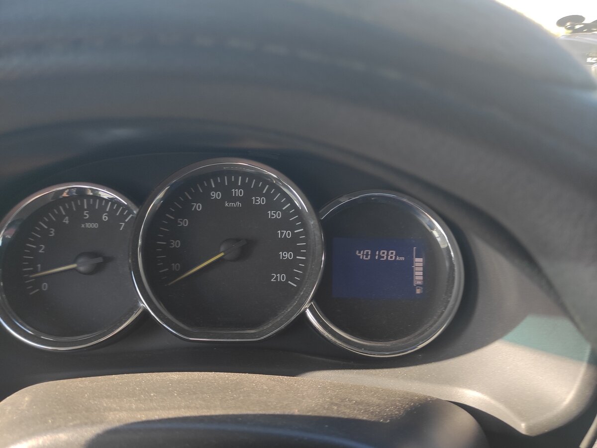 Логан 113 л с