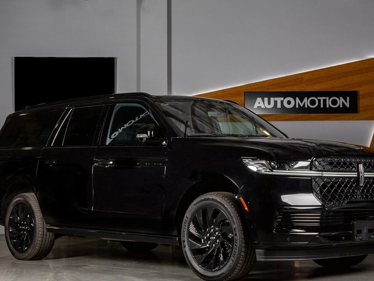 Lincoln Navigator V