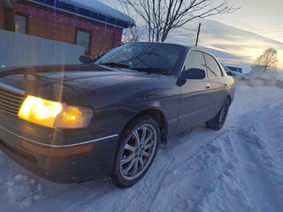 1993 Toyota Crown IX (S140), зелёный, 360000 рублей, вид 1