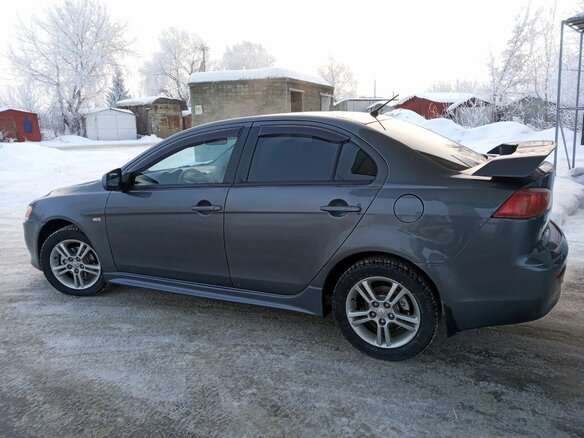 2008 Mitsubishi Lancer X, серый, 560000 рублей - вид 2