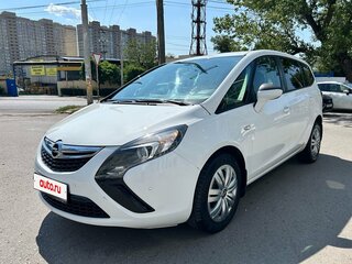 2013 Opel Zafira C, белый, 859000 рублей, вид 1
