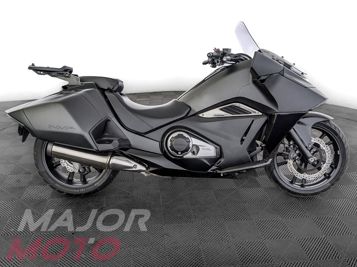 Honda NM4