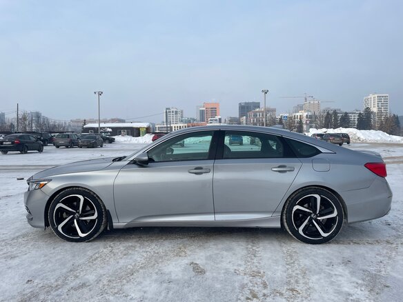 Купить б/у Honda Accord X 1.5 CVT (192 л.с.) бензин вариатор в Ижевске ...