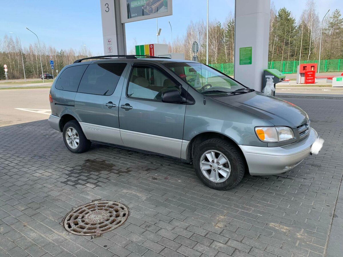 Тойота минивэн 2000