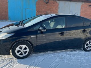 2010 Toyota Prius III (XW30), чёрный, 1050000 рублей, вид 1