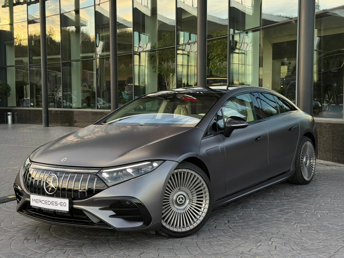 Mercedes-Benz EQS