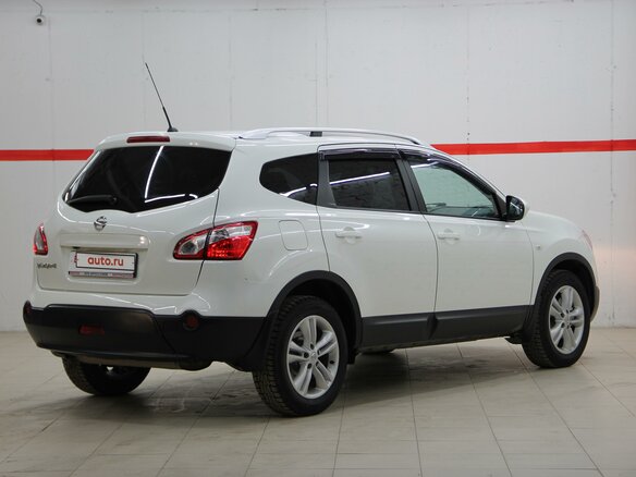 2011 Nissan Qashqai I Рестайлинг, белый - вид 17