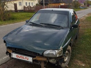 1995 Ford Escort V Рестайлинг 2, зелёный, 40000 рублей, вид 1