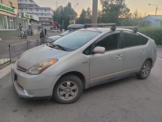 2007 Toyota Prius II Рестайлинг (XW20), серебристый, 650000 рублей, вид 1