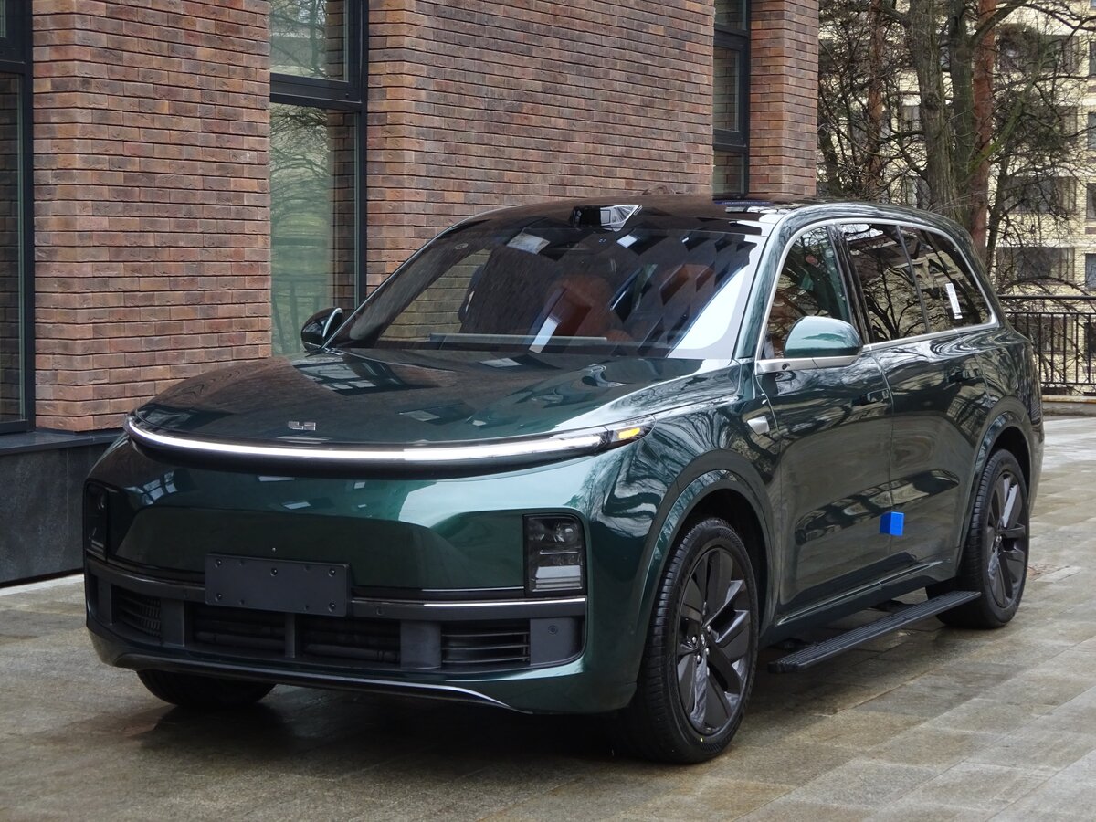 Li Auto i9: флагманский кроссовер с 544-сильным мотором