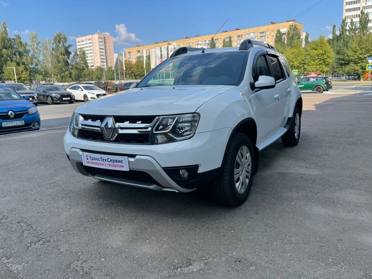 Купить б/у Renault Duster I Рестайлинг 2.0 AT (143 л.с.) 4WD бензин ...