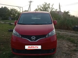 2014 Nissan NV200, красный, 970000 рублей, вид 1