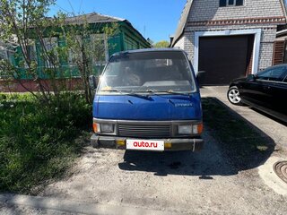 1989 Nissan Urvan III (E24), синий, 220000 рублей, вид 1