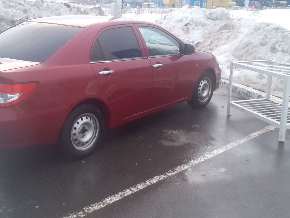 Автомобиль бид ф3
