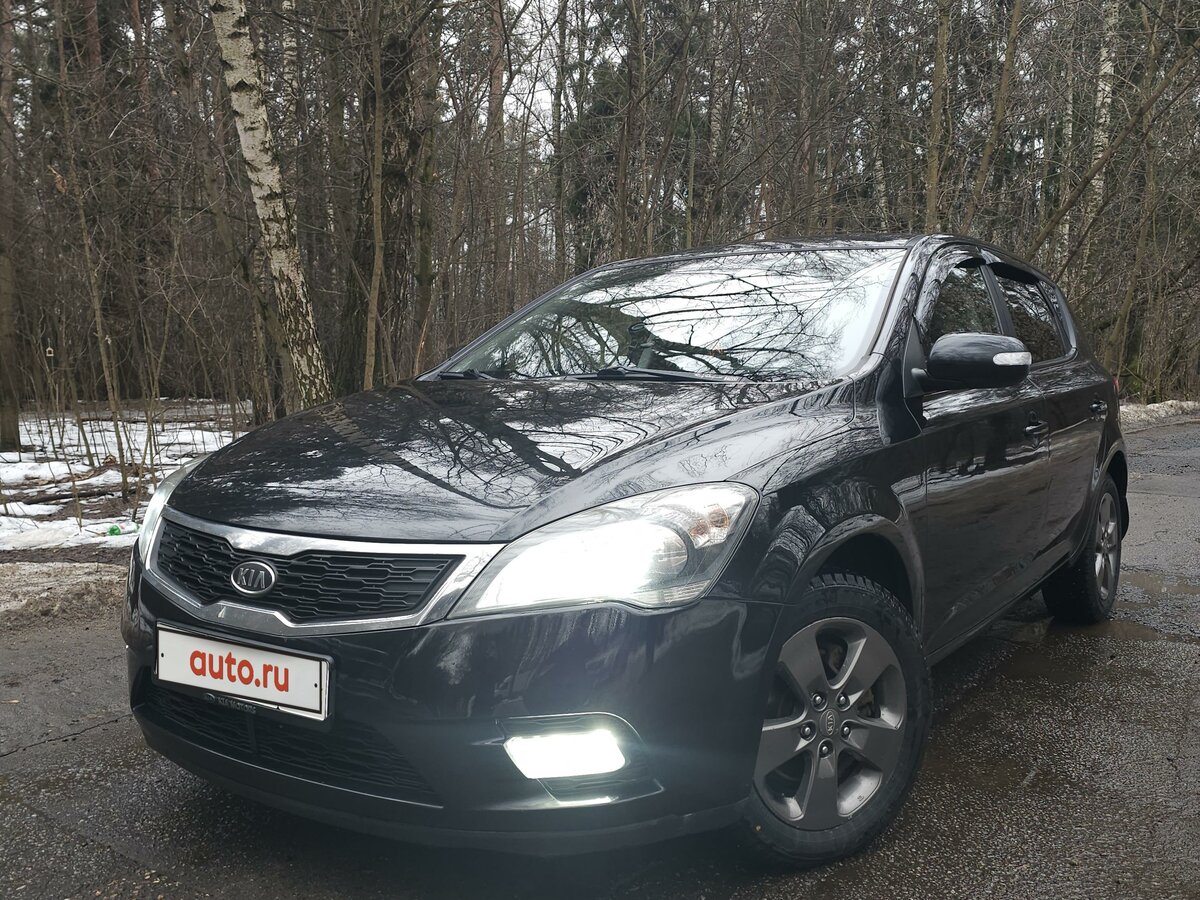 Купить б/у Kia Ceed I Рестайлинг 2.0 AT (143 л.с.) бензин автомат в ...