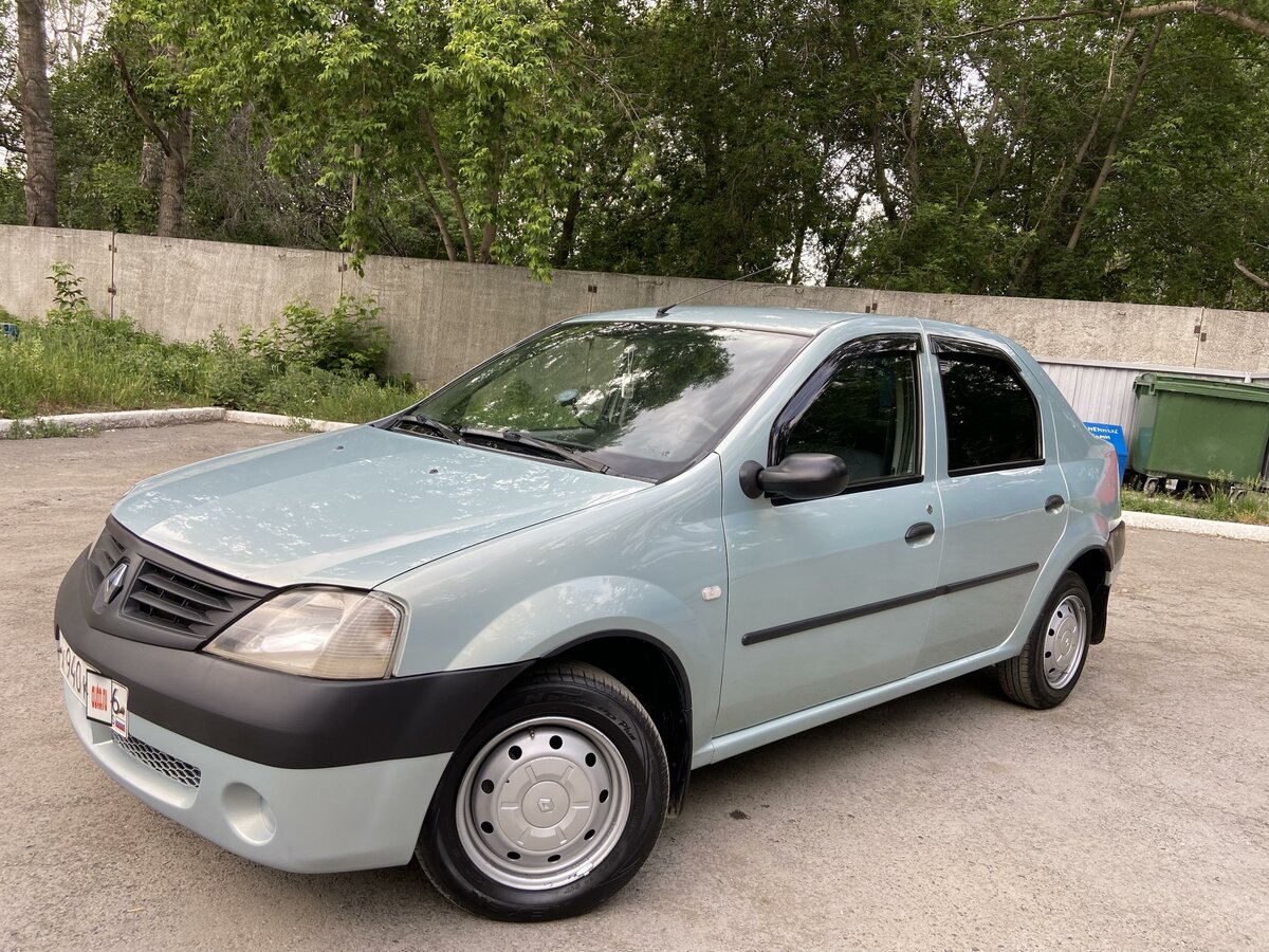 Купить б/у Renault Logan I 1.6 MT (87 л.с.) бензин механика в Казани: серый Рено