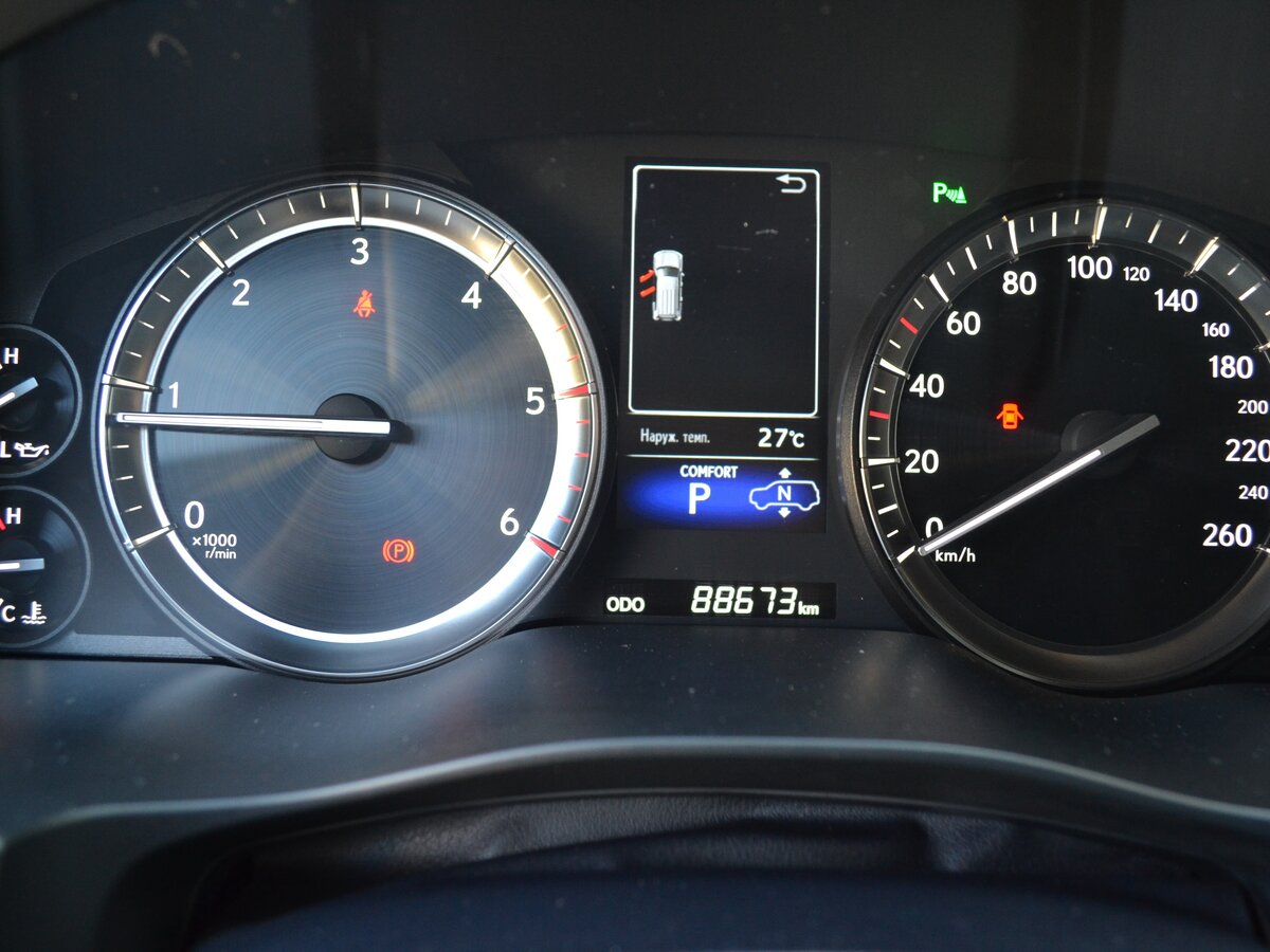 LEXUS LX - фото 19