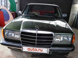1984 Mercedes-Benz W123 230, зелёный, 390000 рублей, вид 1