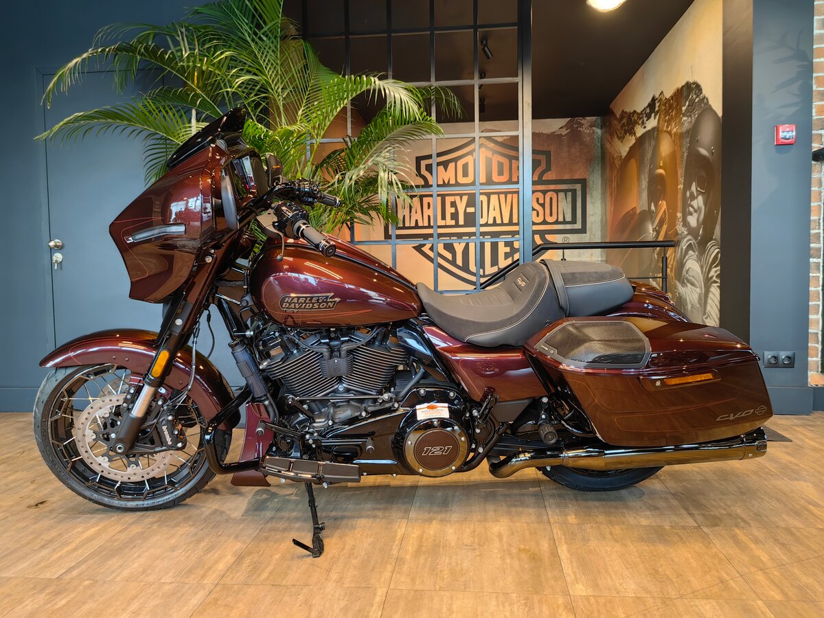 Harley-Davidson CVO Street Glide